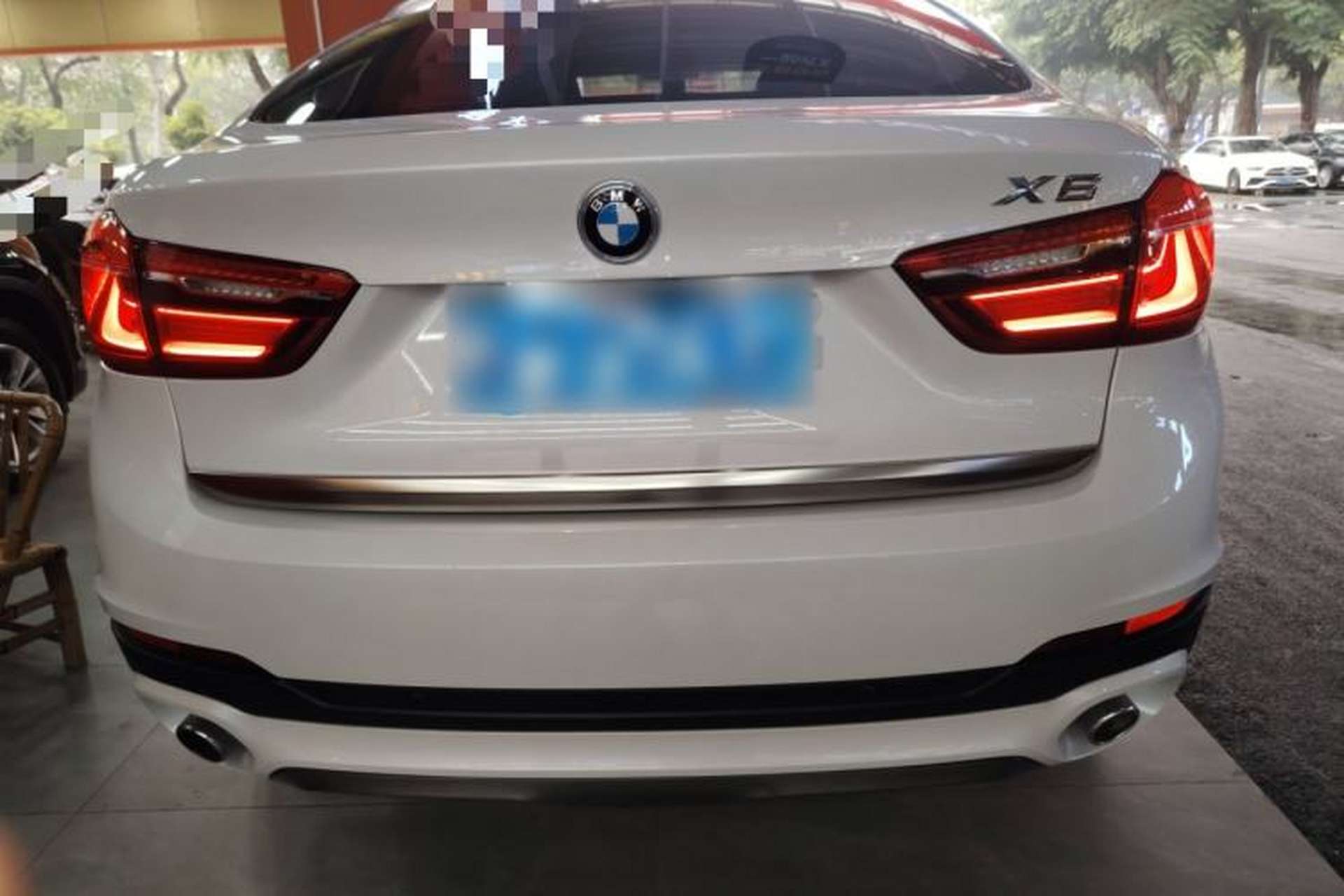 Used BMW X6 2018 xDrive28i Rear