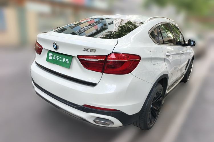 Used BMW X6 2018 xDrive35i Leading Model Rear Right 45 Deg