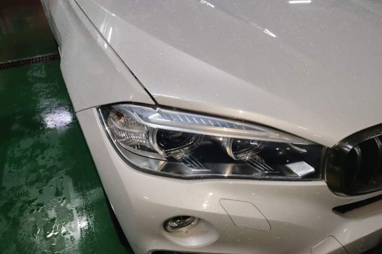 Used BMW X6 2018 xDrive28i Right Front Headlight