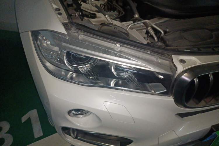 Used BMW X6 2018 xDrive28i Right Front Headlight