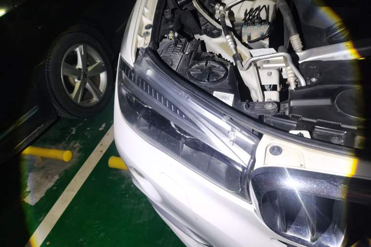 Used BMW X6 2018 xDrive35i Base Model Middle East Right Front Headlight
