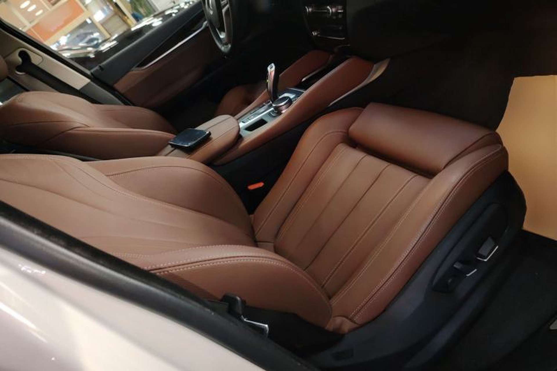 Used BMW X6 2018 xDrive28i Right Front Seat