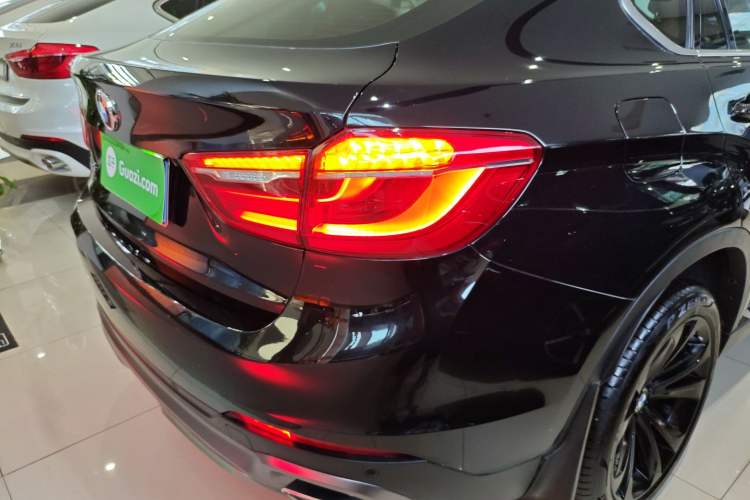 Used BMW X6 2018 xDrive35i Leading Model Right Rear Taillight