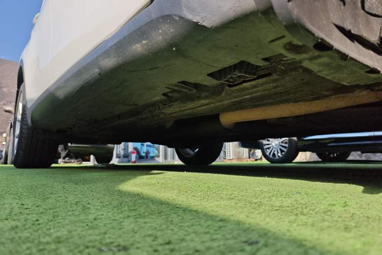 Used BMW X6 2018 xDrive28i Right Side Sill