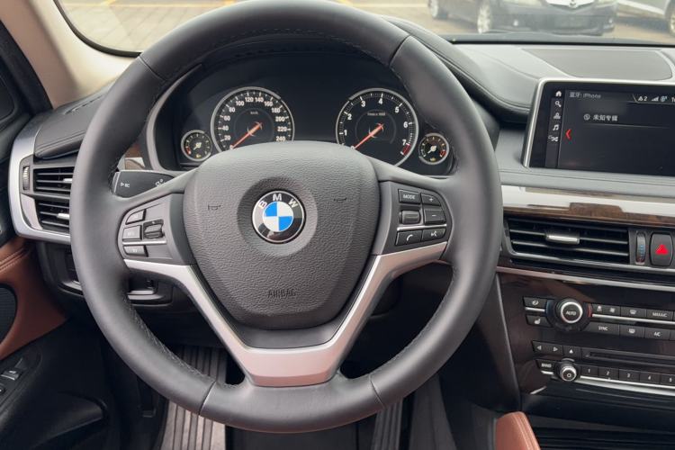 Used BMW X6 2018 xDrive28i Steering Wheel