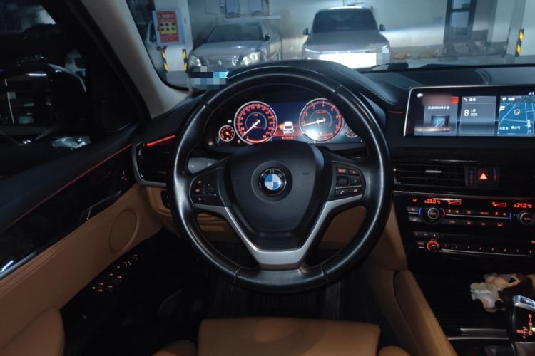 Used BMW X6 2018 xDrive28i Steering Wheel
