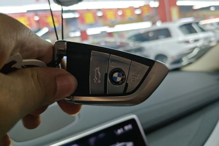 Used BMW X6 2018 xDrive35i Leading Model Vehicle Key