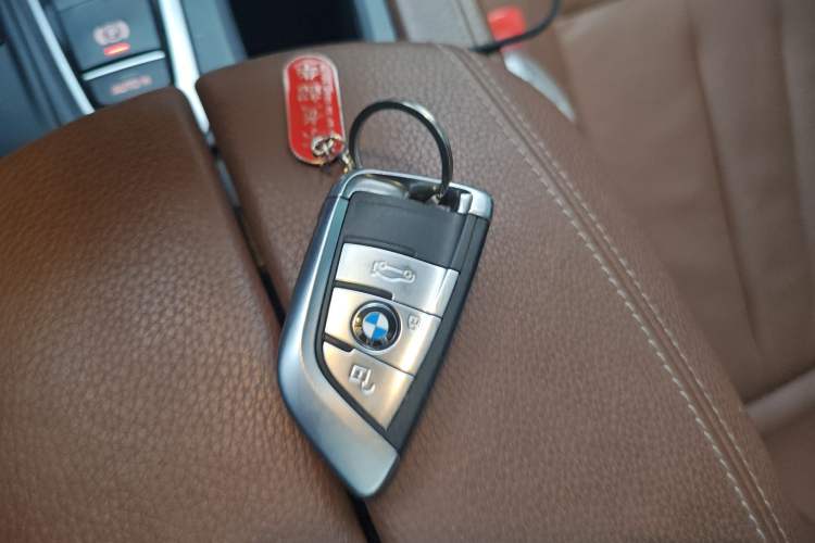 Used BMW X6 2018 xDrive35i Leading Model Vehicle Key