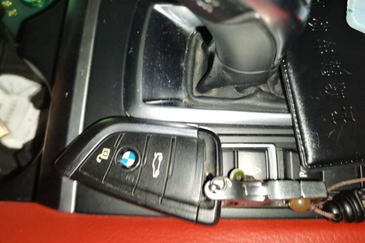 Used BMW X6 2018 xDrive35i Base Model Middle East Vehicle Key