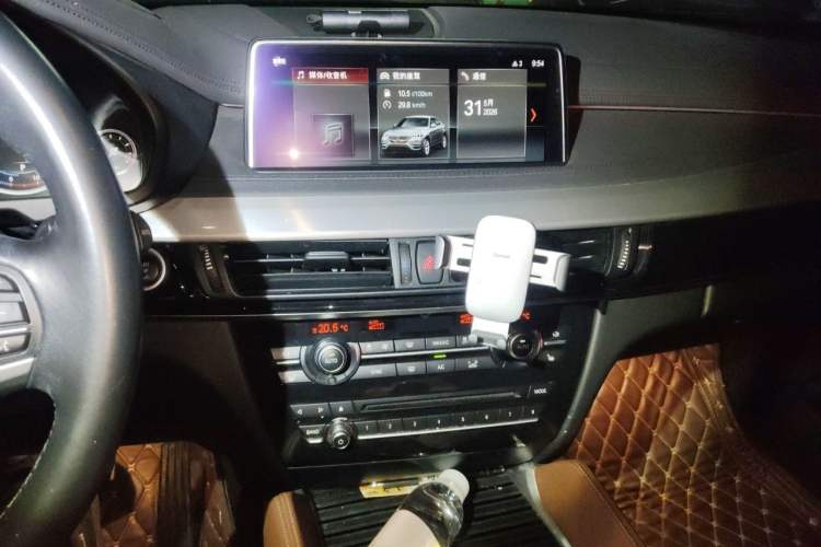 Used BMW X6 2019 xDrive28i M Sport Package Audio And AC Panel