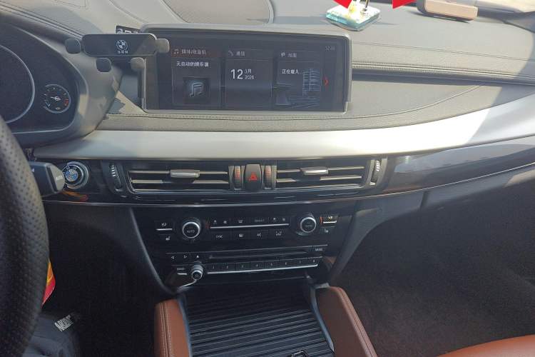 Used BMW X6 2019 xDrive28i M Sport Package Audio And AC Panel