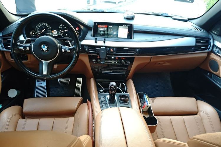 Used BMW X6 2019 xDrive35i M Sport Package Center Console