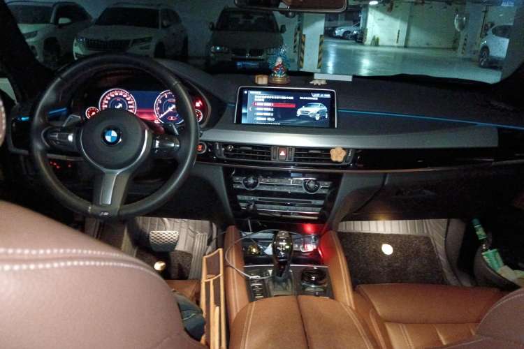 Used BMW X6 2019 xDrive35i M Sport Package Center Console