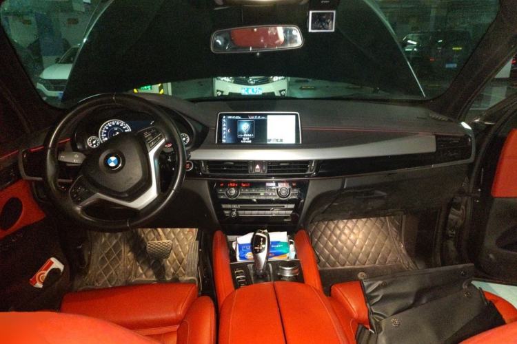 Used BMW X6 2019 xDrive28i M Sport Package Center Console