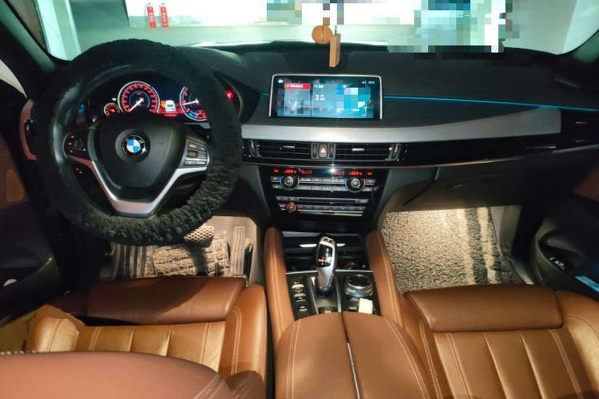 Used BMW X6 2019 xDrive28i M Sport Package Center Console