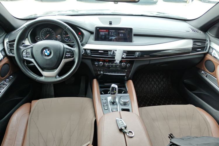 Used BMW X6 2019 xDrive28i M Sport Package Center Console