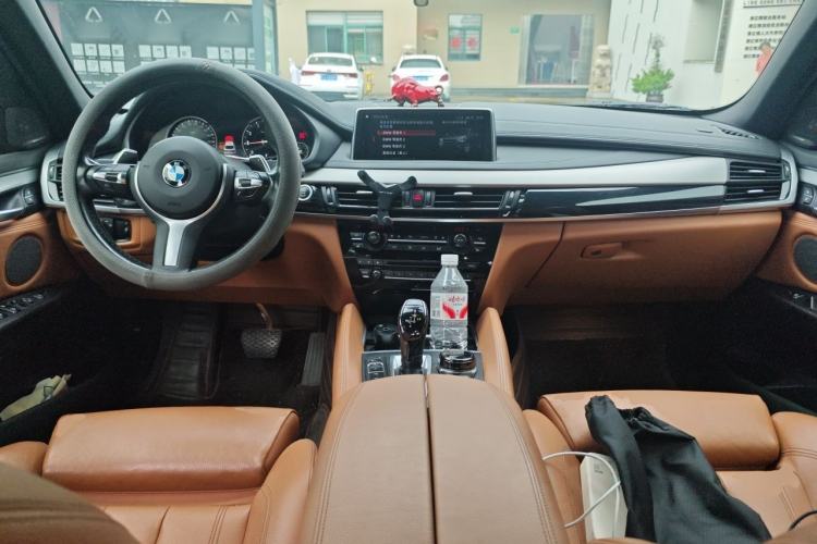 Used BMW X6 2019 xDrive35i M Sport Package Center Console