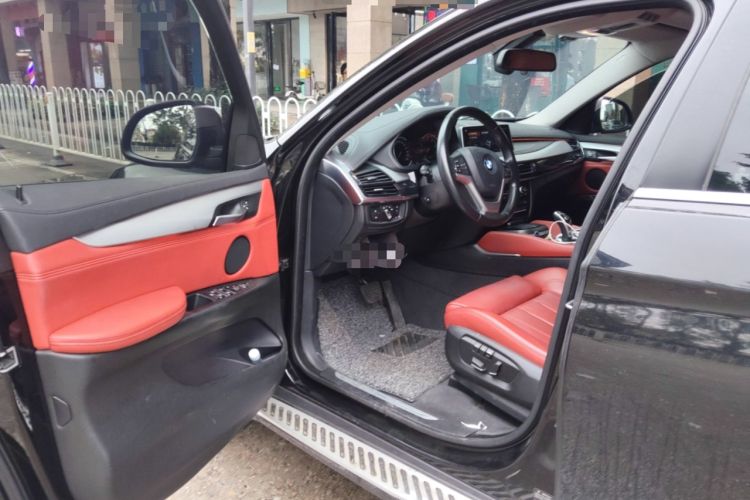 Used BMW X6  Driver Seat