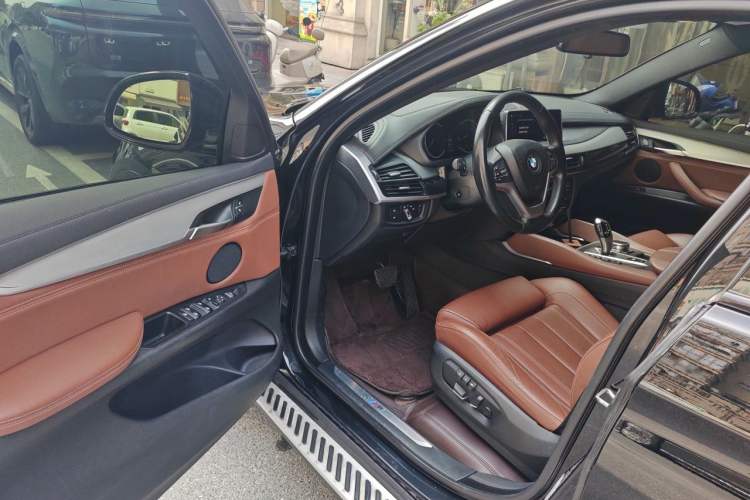 Used BMW X6 2019 xDrive28i M Sport Package Driver Seat