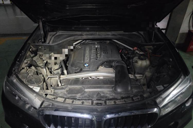 Used BMW X6 2019 xDrive35i M Sport Package Engine Bay