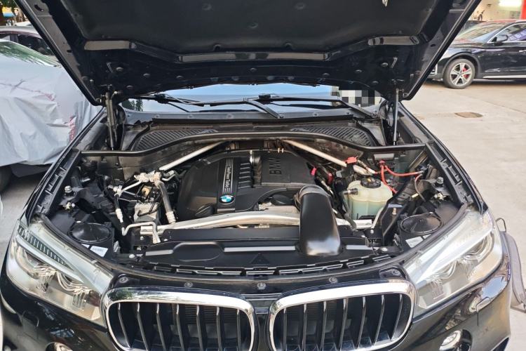 Used BMW X6 2019 xDrive35i M Sport Package Engine Bay