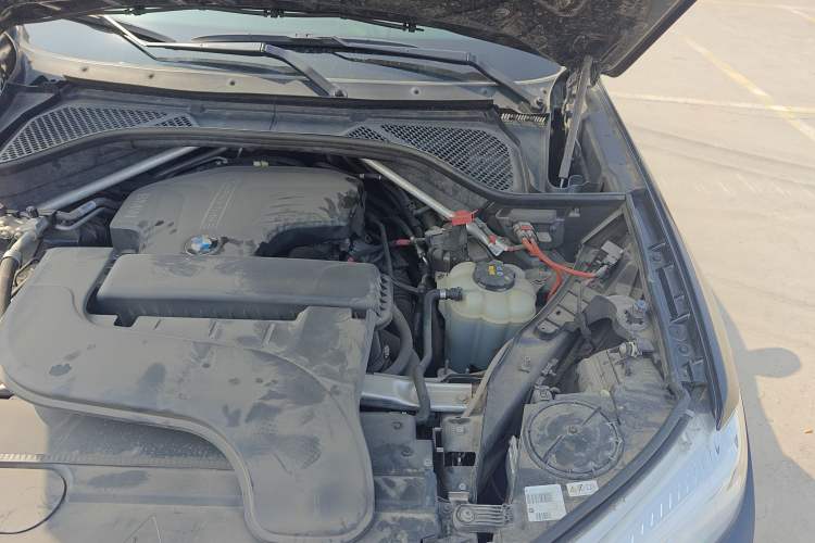 Used BMW X6 2019 xDrive28i M Sport Package Engine Bay Left