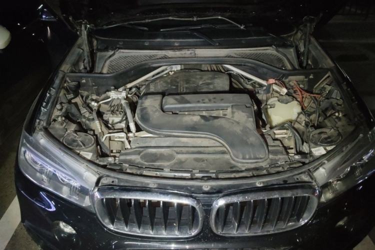 Used BMW X6 2019 xDrive28i M Sport Package Engine Bay