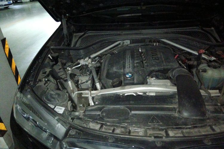 Used BMW X6 2019 xDrive35i M Sport Package Engine Bay Right
