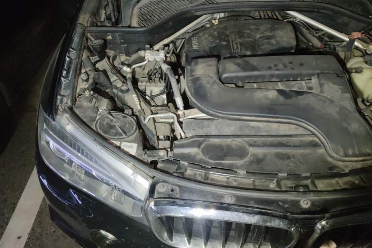 Used BMW X6 2019 xDrive28i M Sport Package Engine Bay Right
