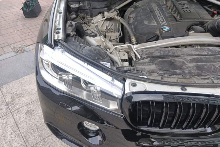 Used BMW X6 2019 xDrive35i M Sport Package Engine Bay Right