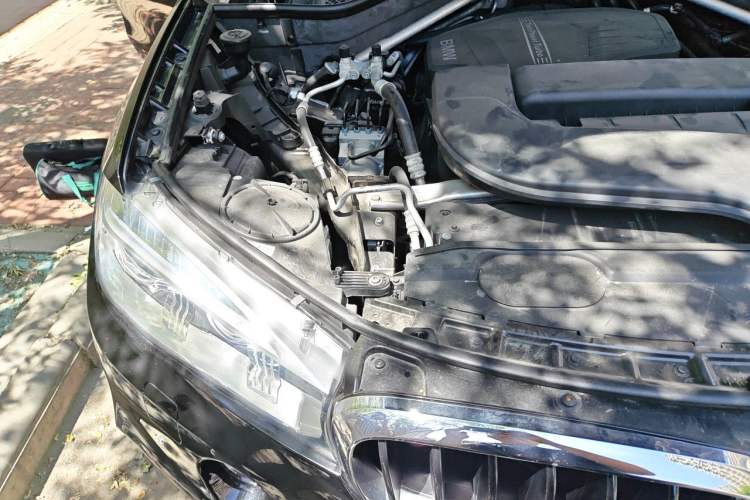 Used BMW X6 2019 xDrive28i M Sport Package Engine Bay Right