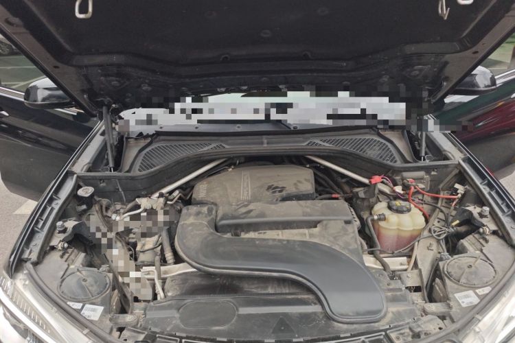 Used BMW X6 2019 xDrive28i M Sport Package Engine Bay