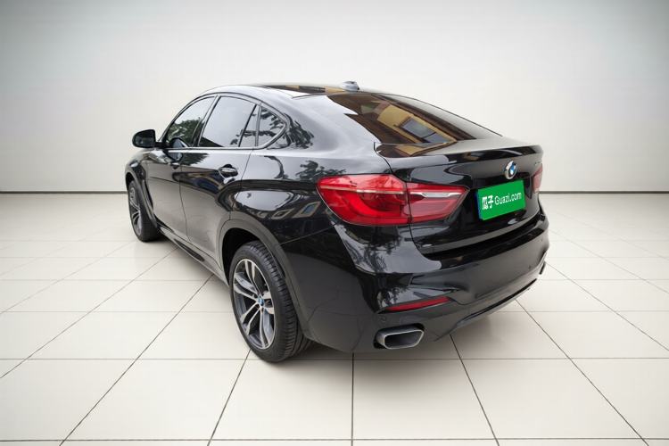 Used BMW X6 2019 xDrive35i Luxury Model with M Sport Package Exterior 3