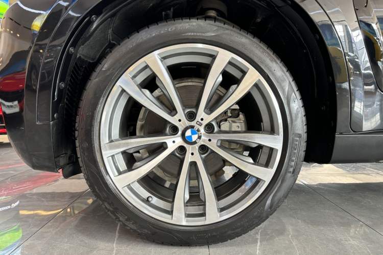 Used BMW X6 2019 xDrive28i M Sport Package Exterior 7