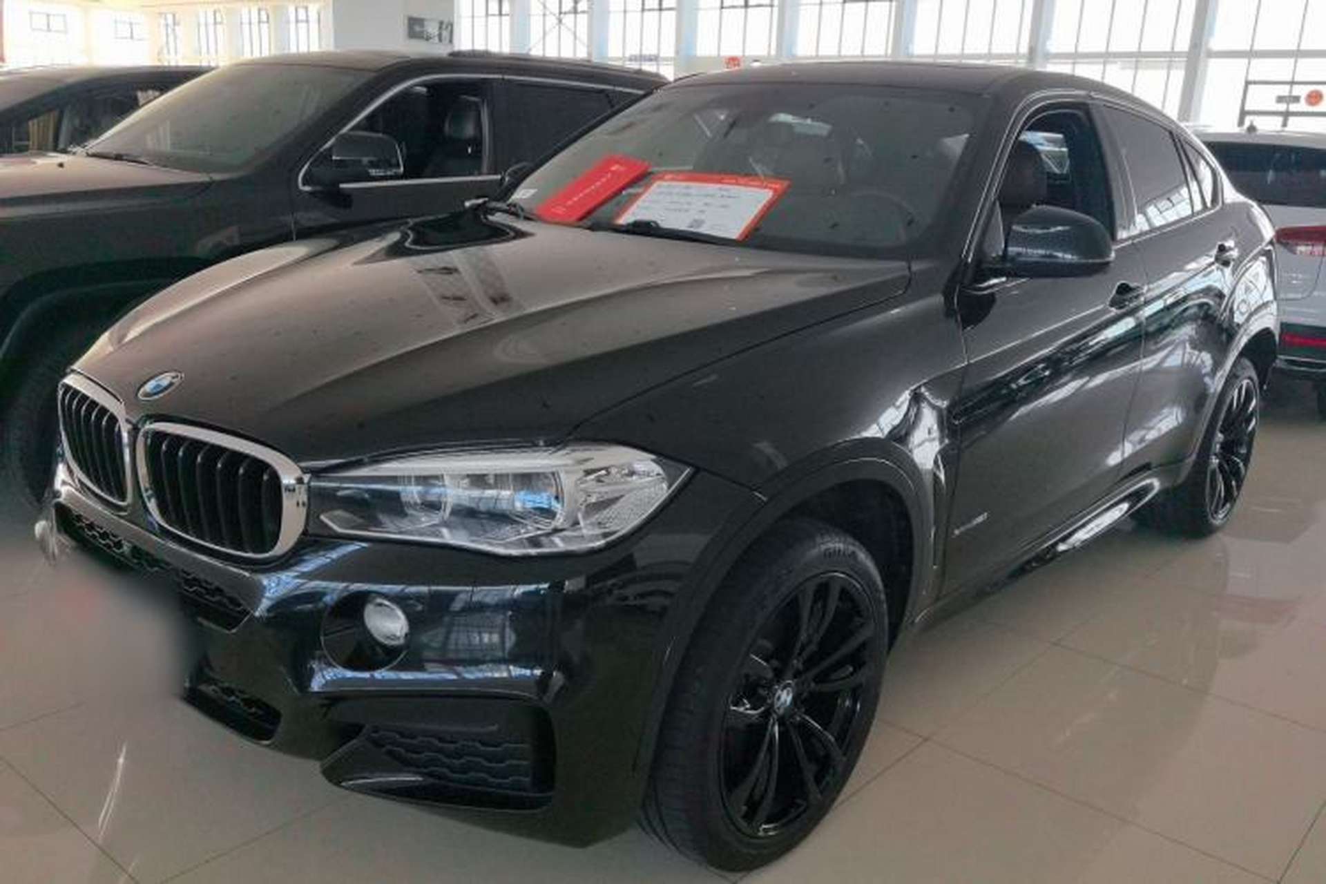 Used BMW X6 2019 xDrive35i M Sport Package Front Left 45 Deg