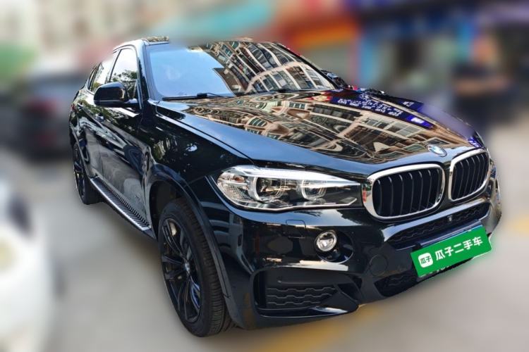 Used BMW X6 2019 xDrive35i M Sport Package Front Right 45 Deg