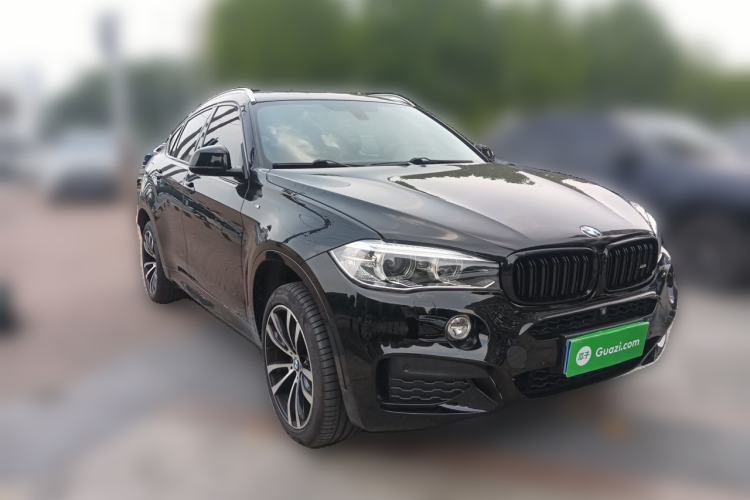 Used BMW X6 2019 xDrive35i M Sport Package Front Right 45 Deg