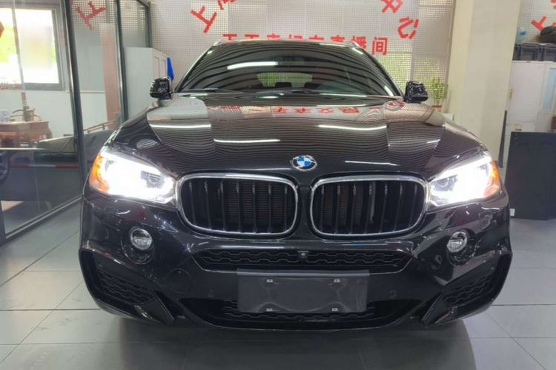Used BMW X6 2019 xDrive28i M Sport Package Front