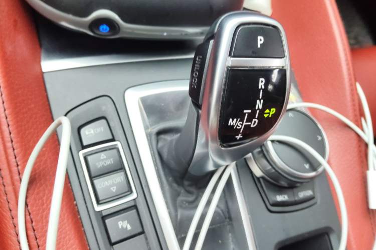 Used BMW X6  Gear Lever