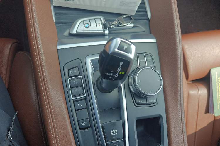 Used BMW X6 2019 xDrive28i M Sport Package Gear Lever