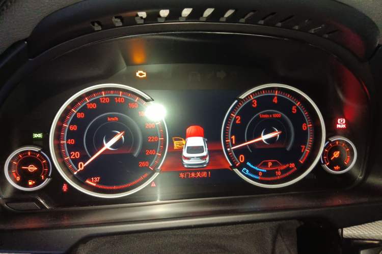 Used BMW X6 2019 xDrive35i Luxury Model with M Sport Package Instrument Cluster