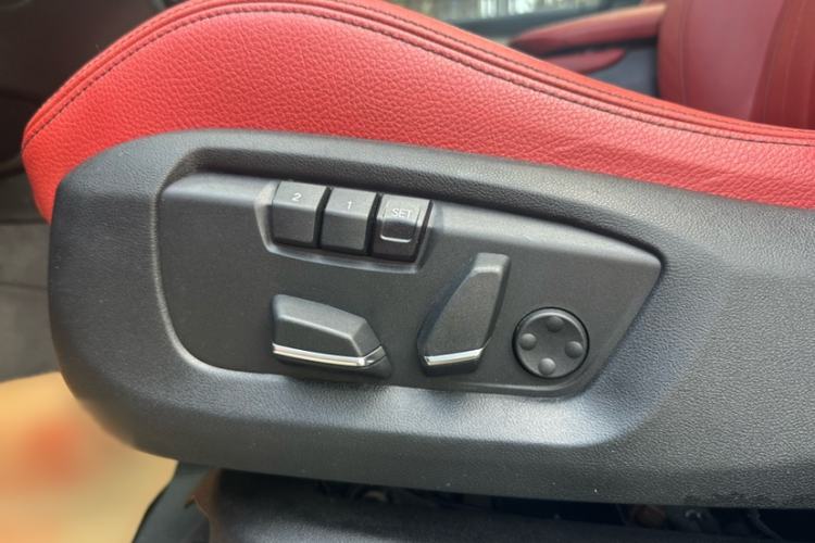 Used BMW X6 2019 xDrive28i M Sport Package Interior 3