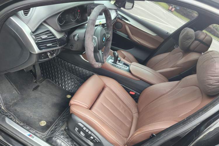 Used BMW X6 2019 xDrive35i M Sport Package Interior 5