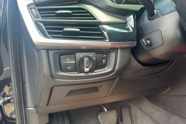 Used BMW X6 2019 xDrive28i M Sport Package Interior 5