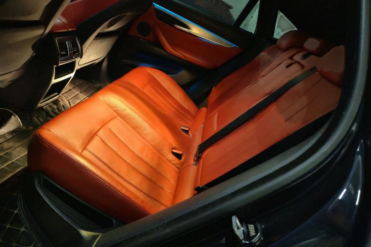Used BMW X6 2019 xDrive28i M Sport Package Left Rear Seat