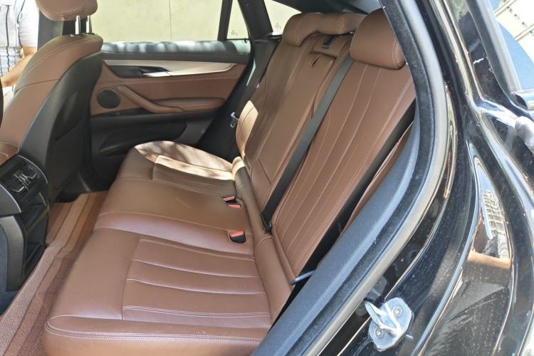 Used BMW X6 2019 xDrive28i M Sport Package Left Rear Seat