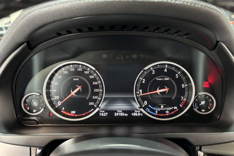 Used BMW X6 2019 xDrive28i M Sport Package Odometer Close Up