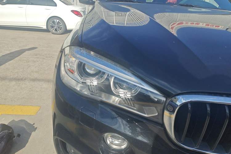 Used BMW X6 2019 xDrive35i M Sport Package Right Front Headlight