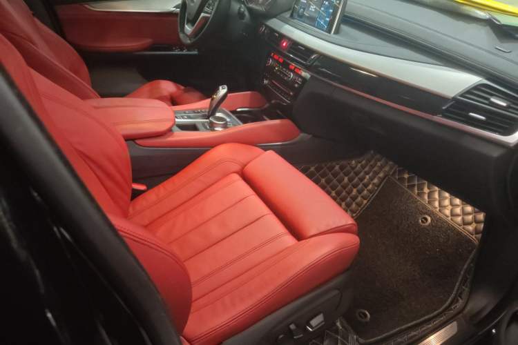 Used BMW X6 2019 xDrive28i M Sport Package Right Front Seat
