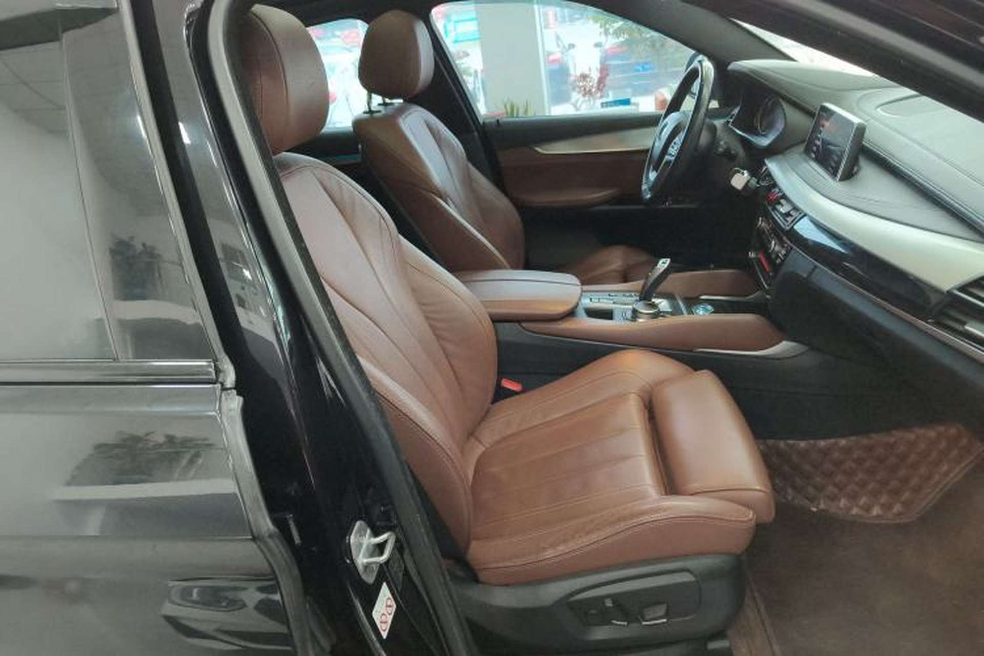 Used BMW X6 2019 xDrive28i M Sport Package Right Front Seat